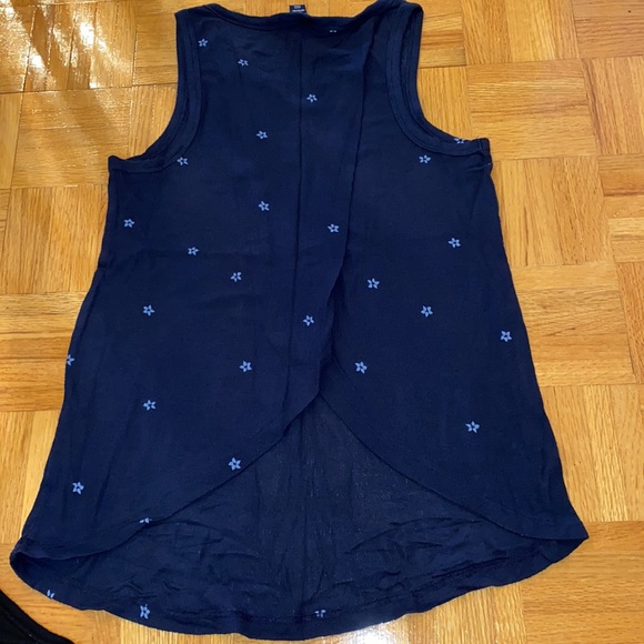 Set of two tanks - Picture 3 of 3